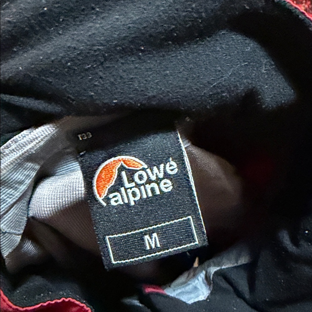 Lowe Alpine ski jacket - Picture 3 of 3